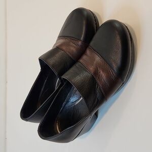 Dansko Tenley Black Brown Leather Comfort Slip On Clogs Womens EU 42 US 11.5 EUC